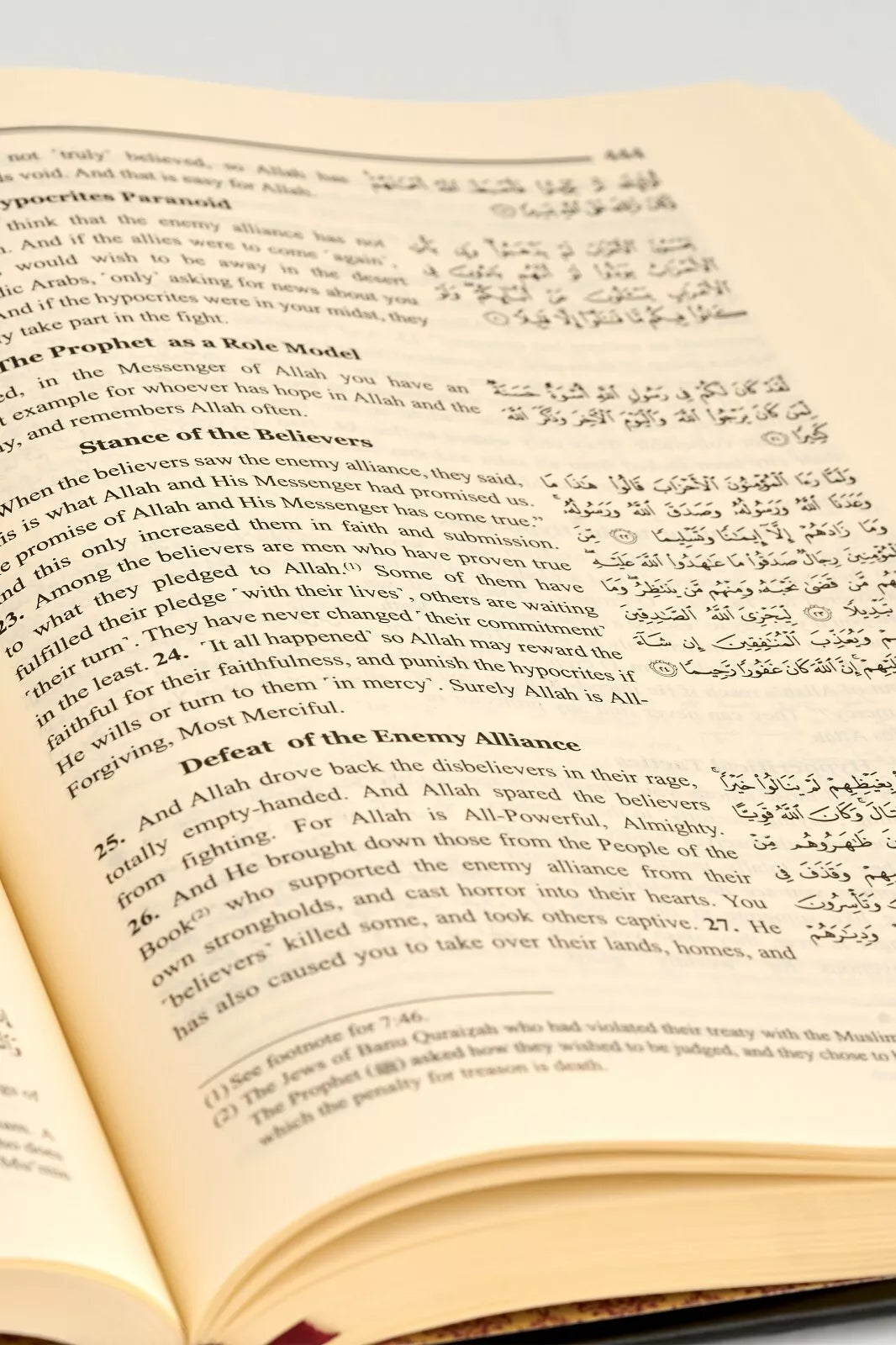 The Clear Quran - A Thematic English Translation with Arabic Text